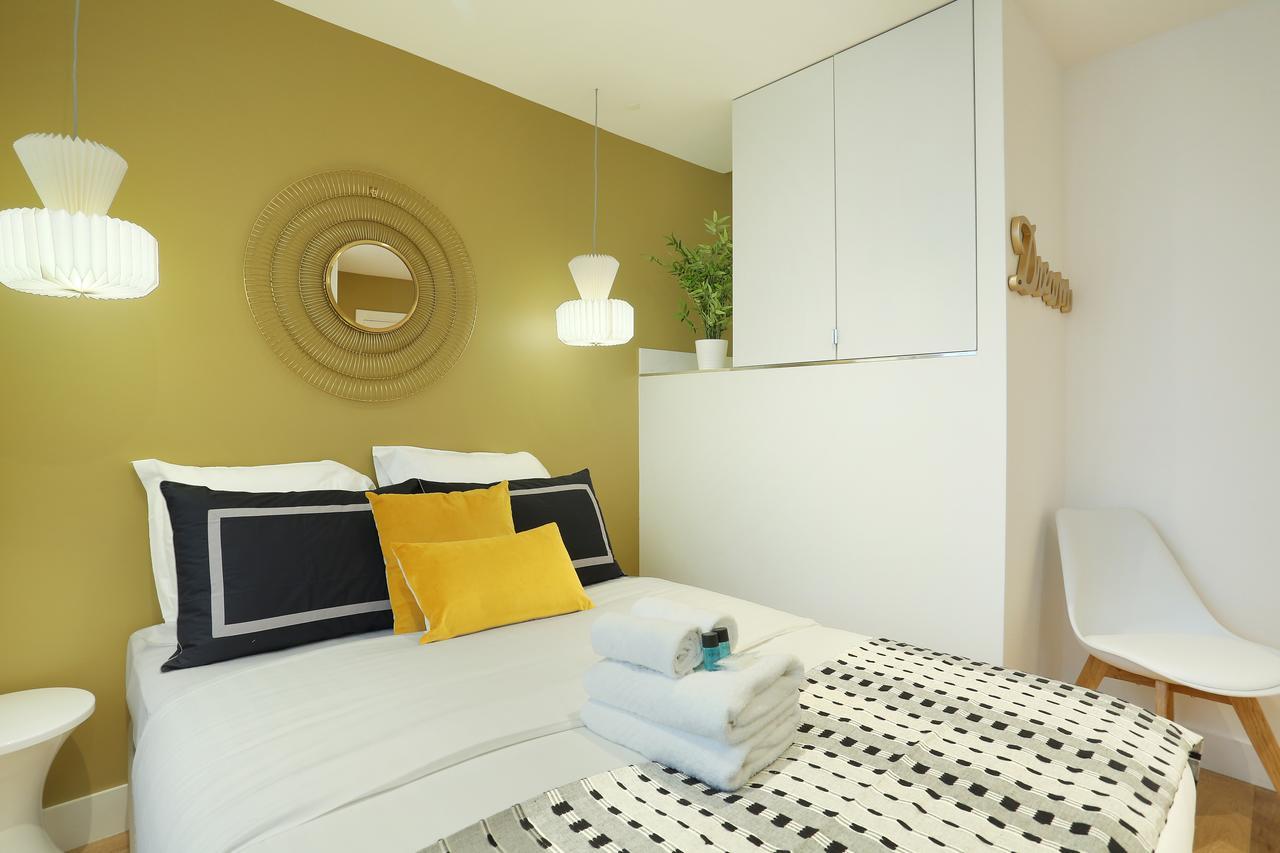 Rent A Room - Residence Blanche ปารีส ภายนอก รูปภาพ